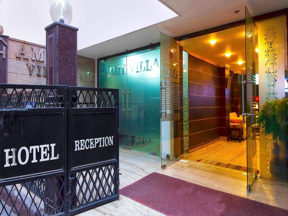 Hotel Amrit Villa Delhi  Exteriör bild