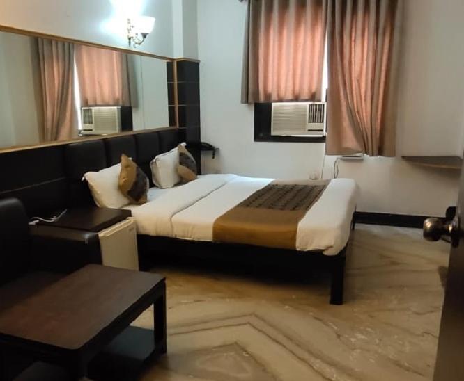 Hotel Amrit Villa Delhi  Exteriör bild